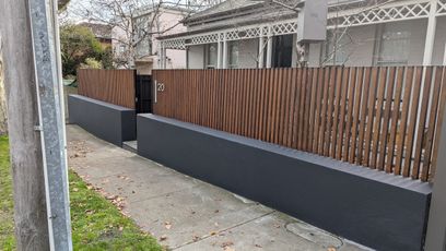 'Before' photo of the ouside yard fence